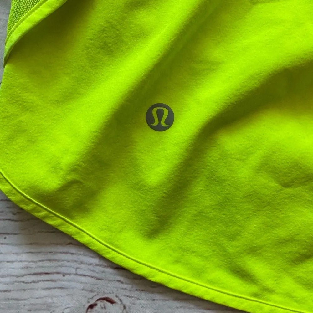 Lululemon Hotty Hot High-Rise Skirt Long in Highlight Yellow Sz 2